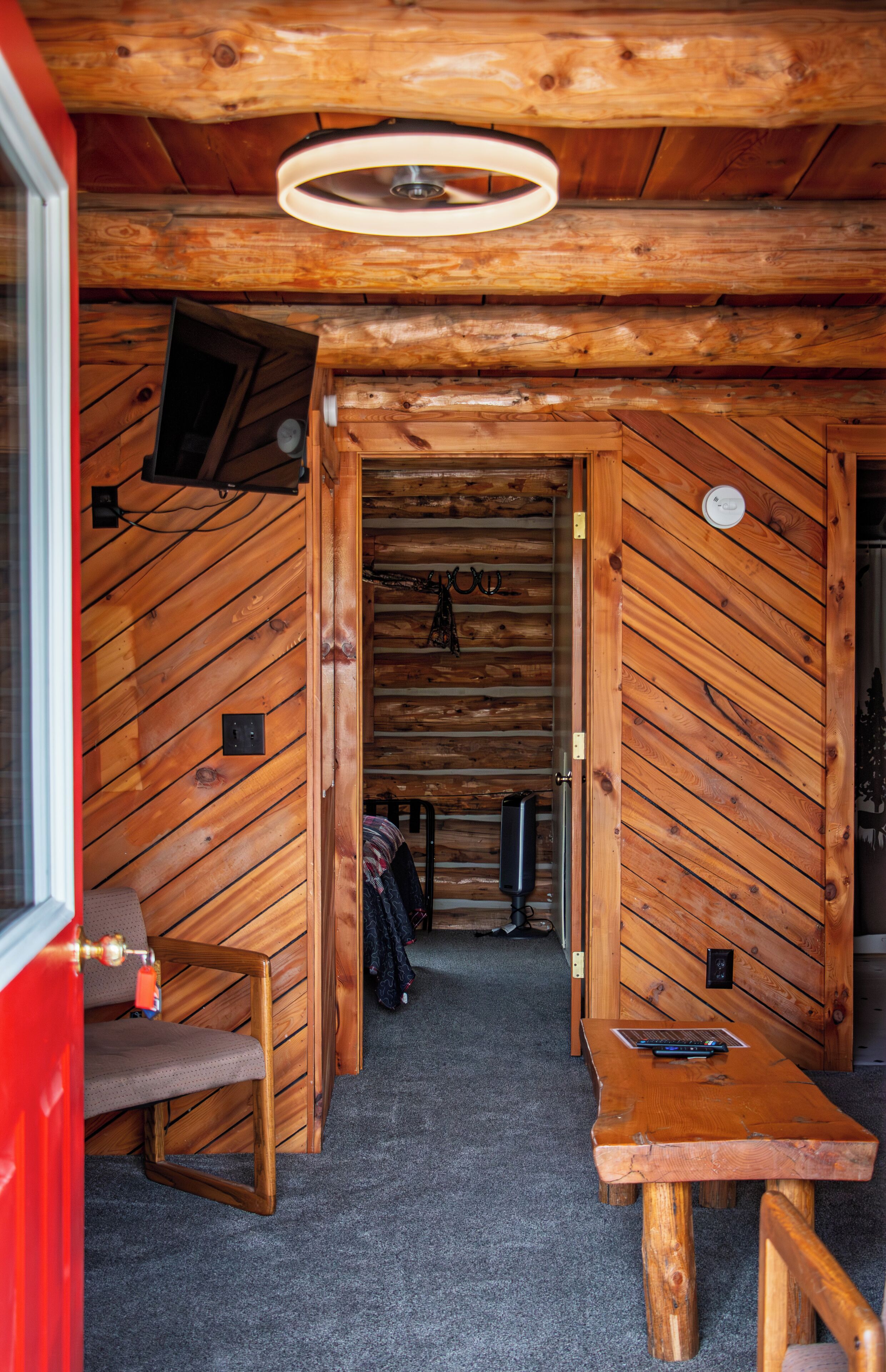 family cabin, patio, mountain view | living area | 32-inch smart tv with digital channels, tv, netflix