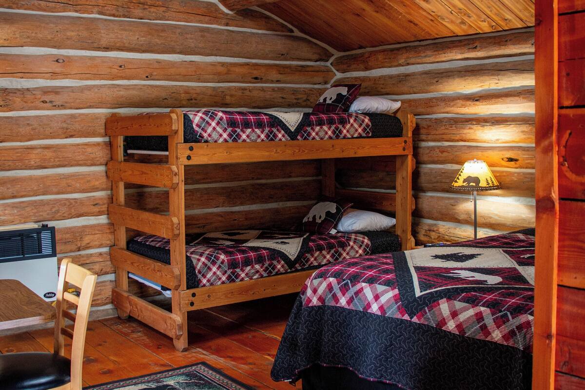 Junior Cabin, 1 Bedroom, Patio, Mountain View
