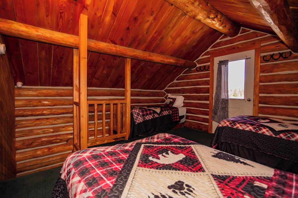 Baita familiare, balcone, vista montagna | Wi-Fi gratuito, lenzuola