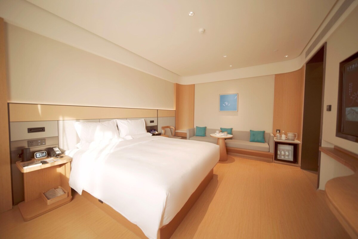 Double Superior Room Comfort Bed