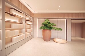 Unclassified image, 4 of 32, button - Ji Hotel (Beijing)