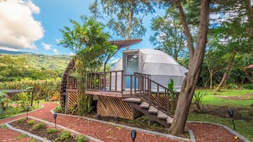 Cabaña panorámica | Ropa de cama de alta calidad, edredón y escritorio