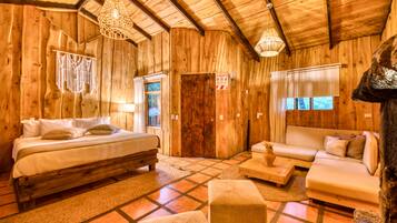 Junior Studio Suite | 2 bedrooms, premium bedding, down duvets, desk