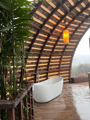 Panoramic Cabin | Terrace/patio - Hotel & Spa El Escondite de la Montaña (Sabana Redonda)