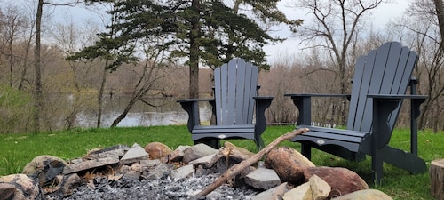 Cabin on Wapsi - Waterfront Relaxing Retreat, RV pad & hookups, farm next door