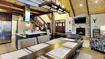 House (5 Bedrooms) | Property amenity