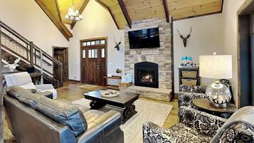 House (5 Bedrooms) | Property amenity