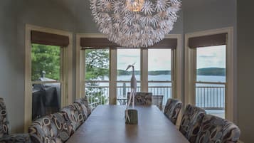 House (4 Bedrooms) | Property amenity