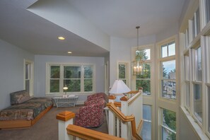 單棟房屋 (4 Bedrooms) | 住宿設施服務