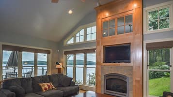 Casa (4 Bedrooms) | Servicio de la propiedad