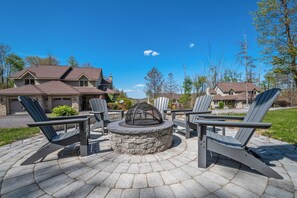 House (5 Bedrooms) | Property amenity - Alla Famiglia by Taylor Made Deep Creek (Oakland)
