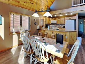 Talo (5 Bedrooms) | Majoituspaikan mukavuudet