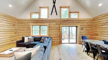 House (5 Bedrooms) | Property amenity