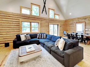 House (5 Bedrooms) | Property amenity - Almost Eden by Taylor Made Deep Creek (McHenry)