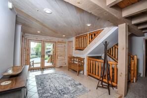 House (5 Bedrooms) | Property amenity - Alpine Adventure by Taylor Made Deep Creek (McHenry)