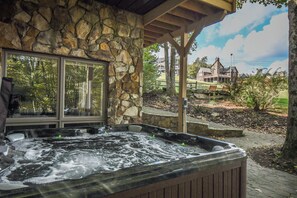 House (5 Bedrooms) | Property amenity - Alpine Adventure by Taylor Made Deep Creek (McHenry)