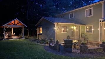 House (4 Bedrooms) | Property amenity