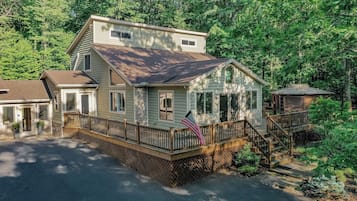 Hus (4 Bedrooms) | Exteriör