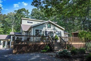 House (4 Bedrooms) | Property amenity - Chateau Relaxo by Taylor Made Deep Creek (Oakland)