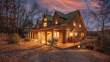 House (5 Bedrooms) | Property amenity