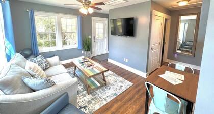 Stylish Cozy Tree House & Pet Friendly!