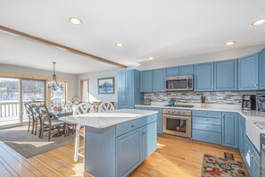 House (6 Bedrooms) | Property amenity