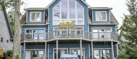 House (6 Bedrooms) | Front of property