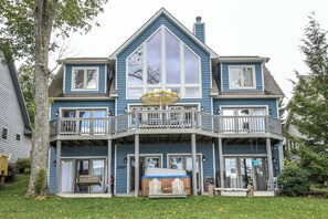 House (6 Bedrooms) | Front of property - At Lake's Edge by Taylor Made Deep Creek (McHenry)