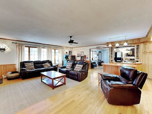 Casa (3 Bedrooms) | Servicio de la propiedad