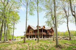 House (5 Bedrooms) | Property amenity