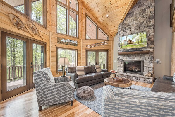 House (5 Bedrooms) | Property amenity