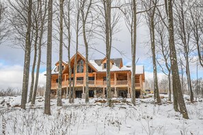 House (5 Bedrooms) | Property amenity - Away in the Mountains by Taylor Made Deep Creek (McHenry)