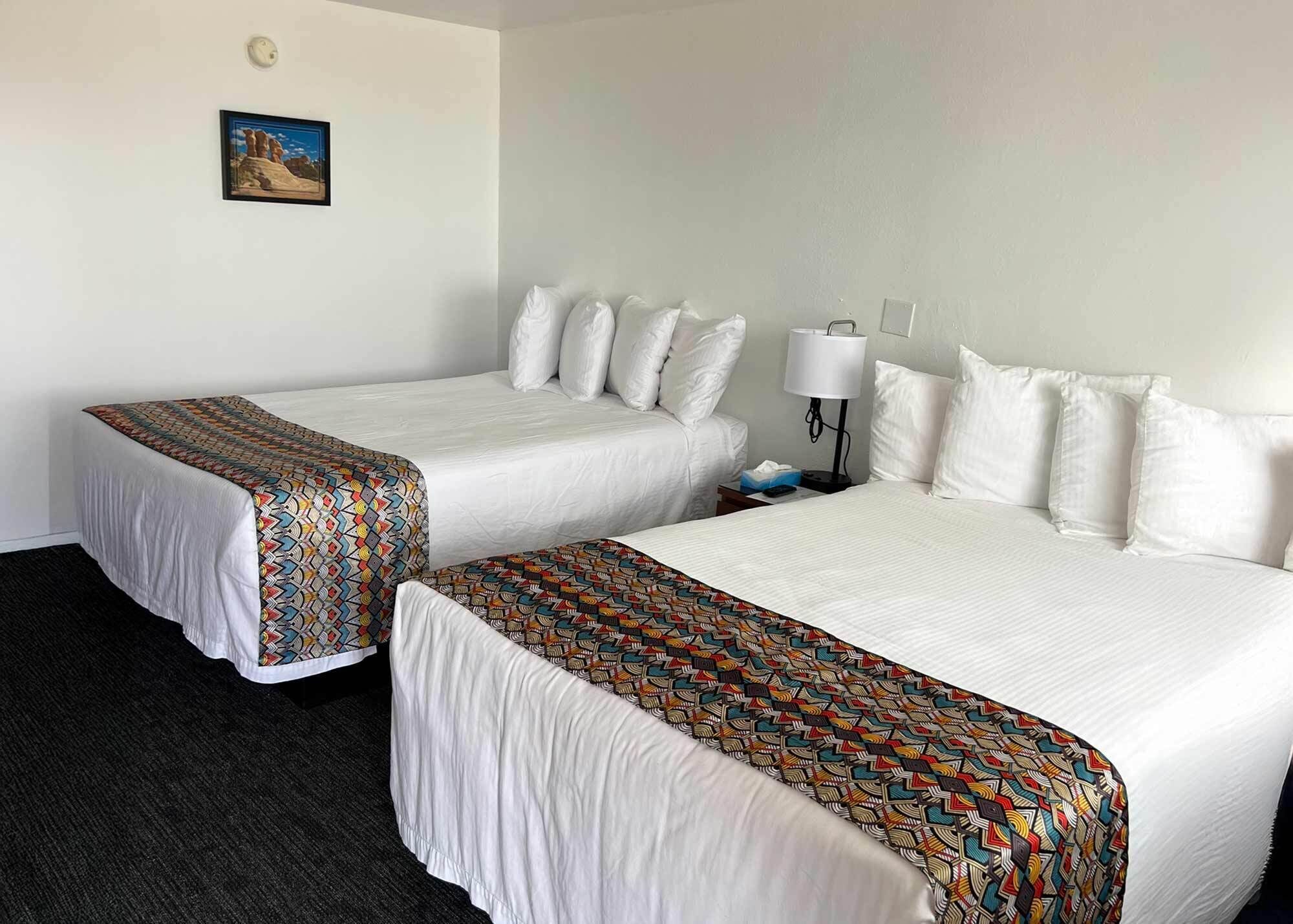 Cortines opaques, wifi gratuïta i roba de llit 