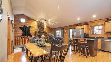 House (2 Bedrooms) | Property amenity