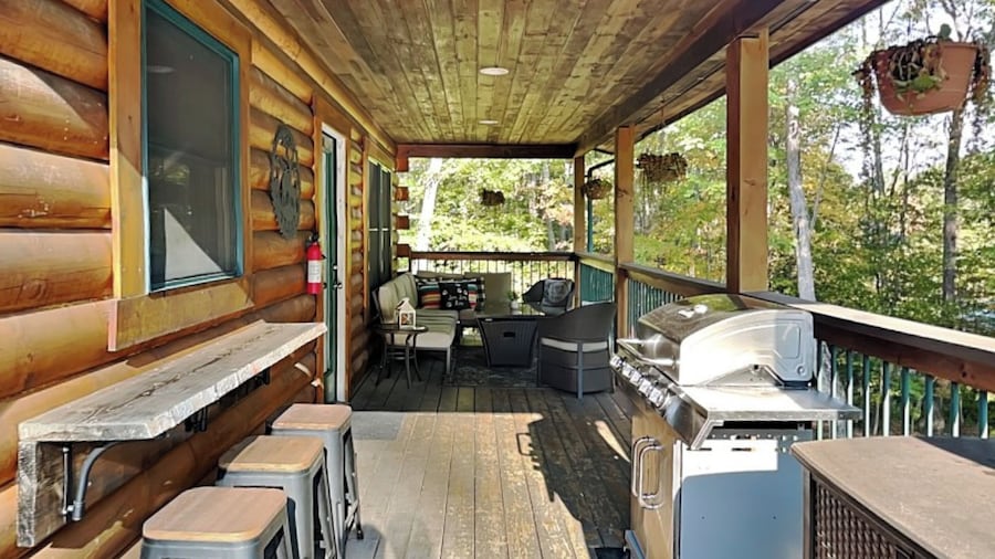 Bear Paws by Taylor Made Deep Creek