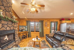 House (2 Bedrooms) | Property amenity