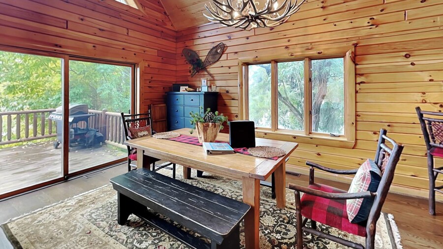 Bear Hollow Lodge