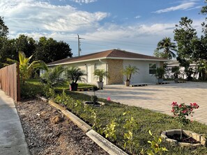 Property grounds - The Gulfstream Place 2 (Naples)