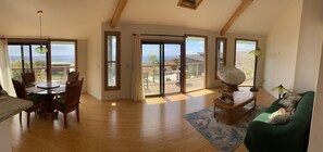 TV, books - All in Japanese 🇯🇵 Located on the dry side of Waimea, the sunset and the wonderful sea view (Kamuela)