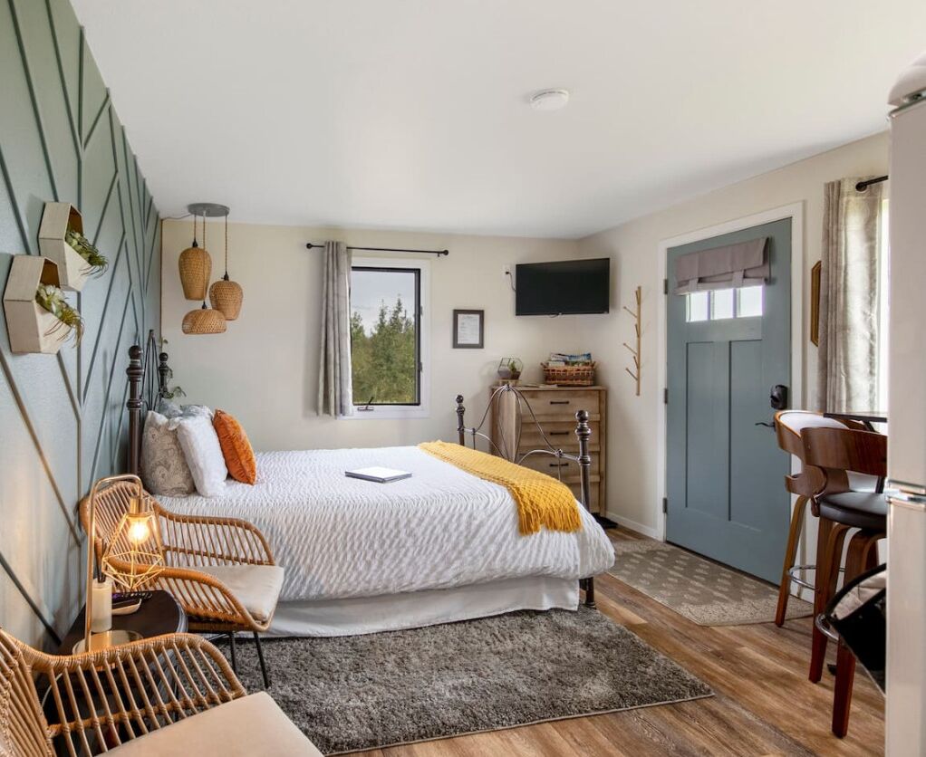 1 chambre, bureau, fer et planche à repasser, Wi-Fi gratuit