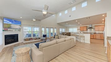 Smart TV, fireplace, offices