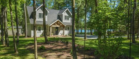 House (3 Bedrooms) | Property amenity