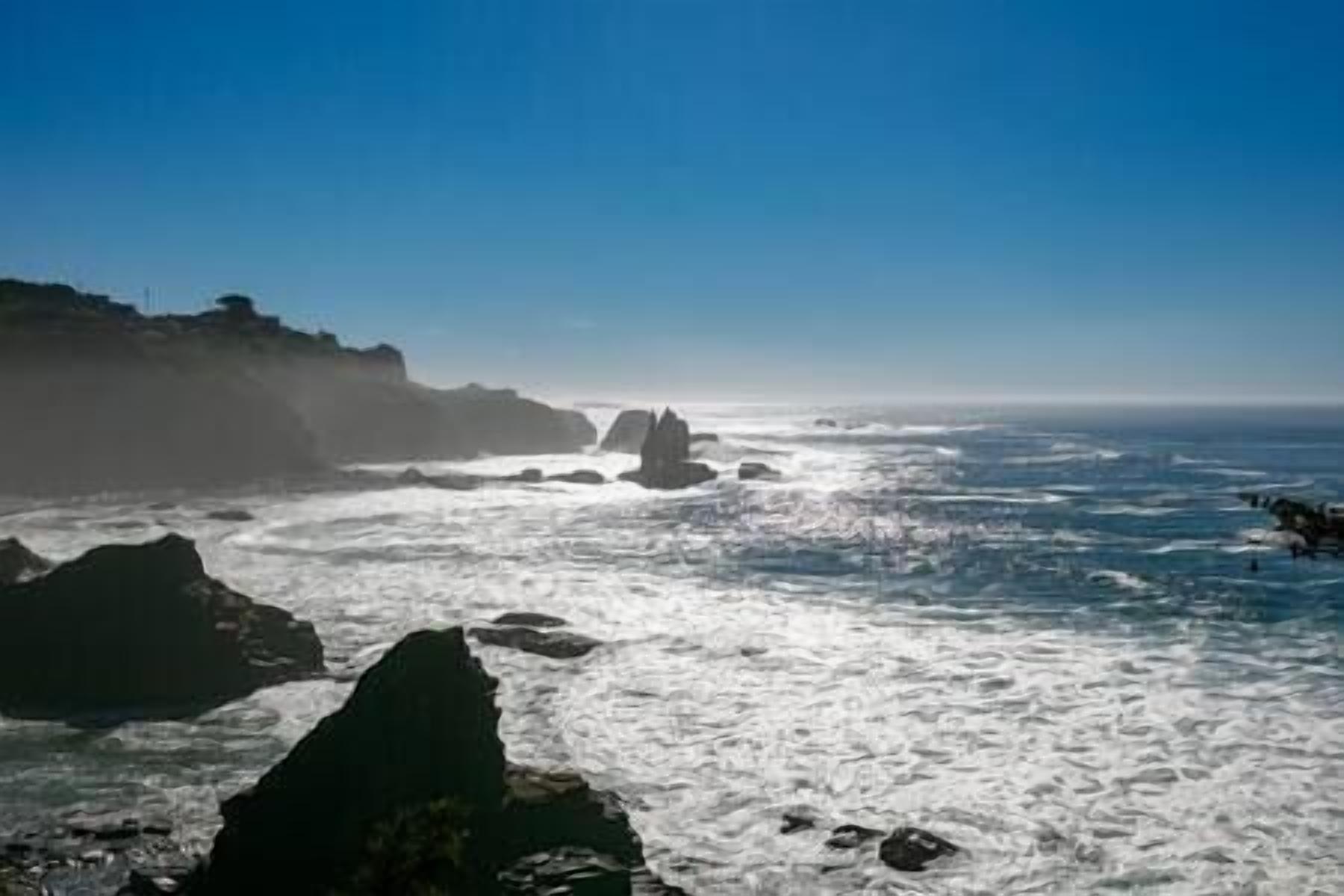 Spectacular Oceanfront with Spa Mendocino Coast in Gualala