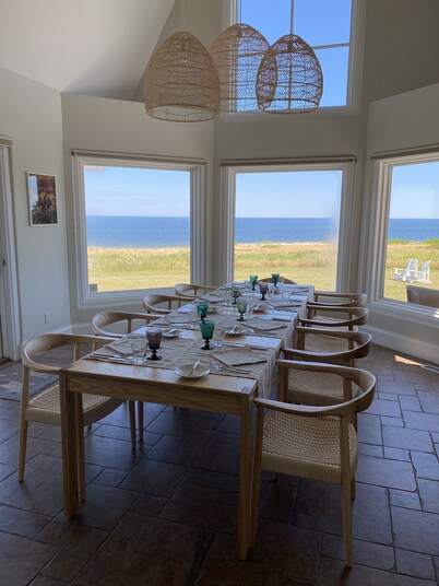 45 Steps - The Culinary Beachside Inn