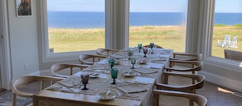 45 Steps - The Culinary Beachside Inn