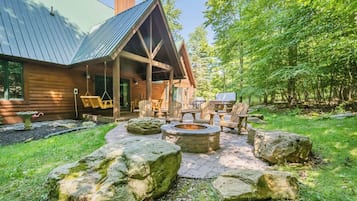 House (4 Bedrooms) | Property amenity