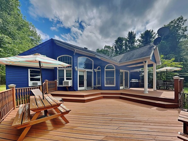 House (3 Bedrooms) | Front of property