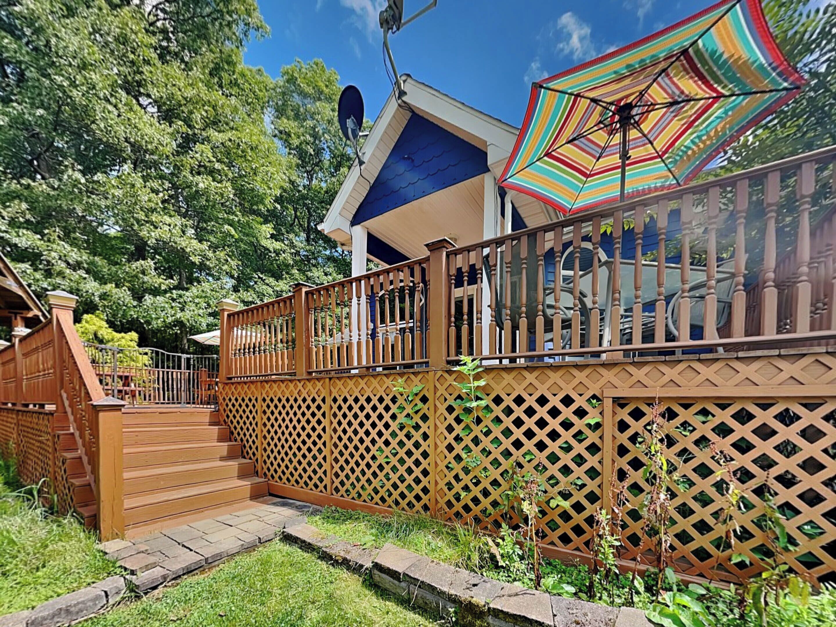 House (3 Bedrooms) | Property amenity