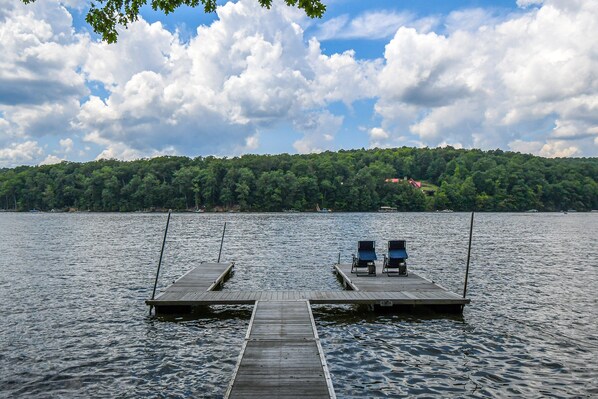 House (3 Bedrooms) | Property amenity - Bearfoot Lodge by Taylor Made Deep Creek (Oakland)