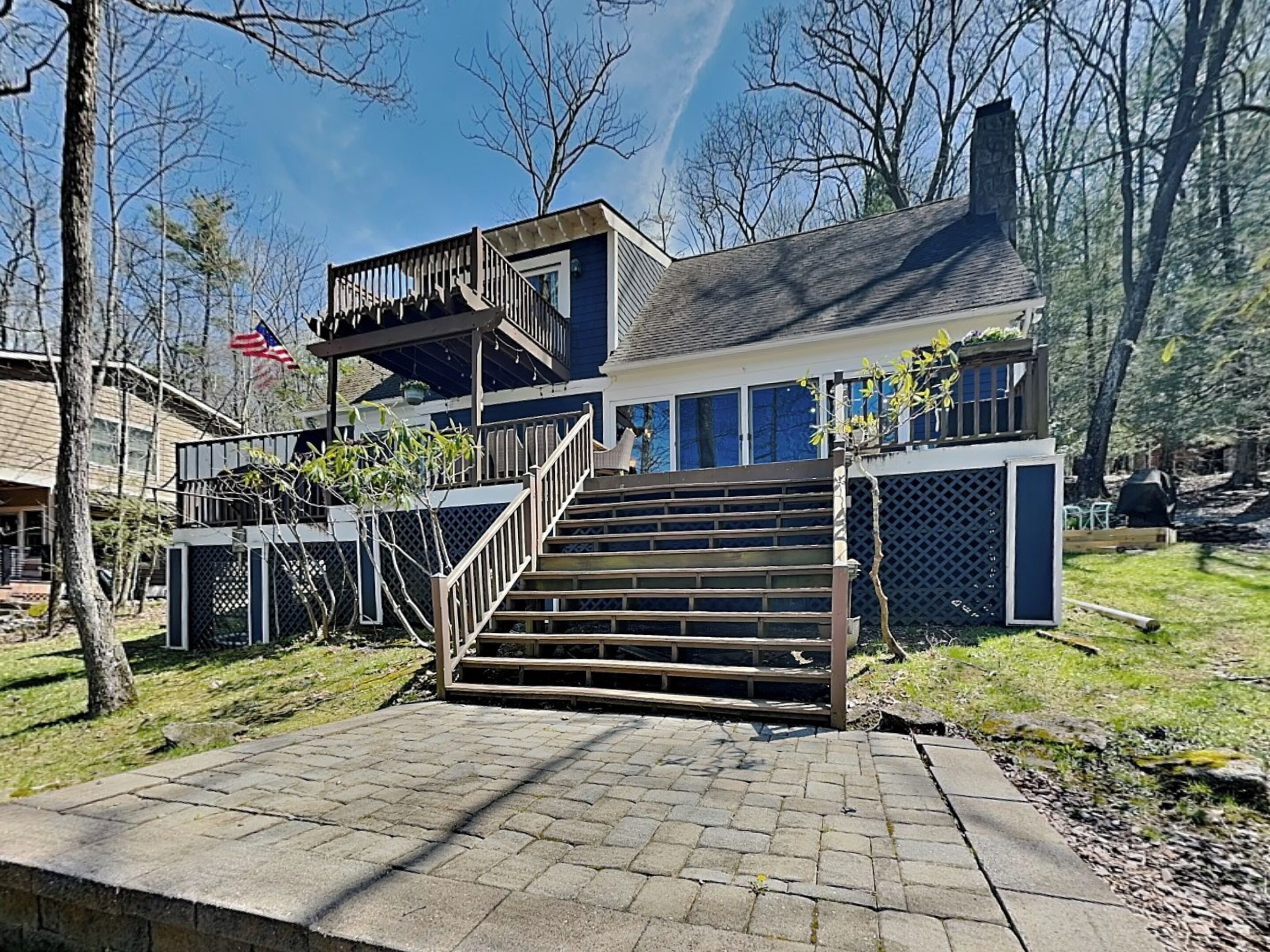 House (3 Bedrooms) | Front of property